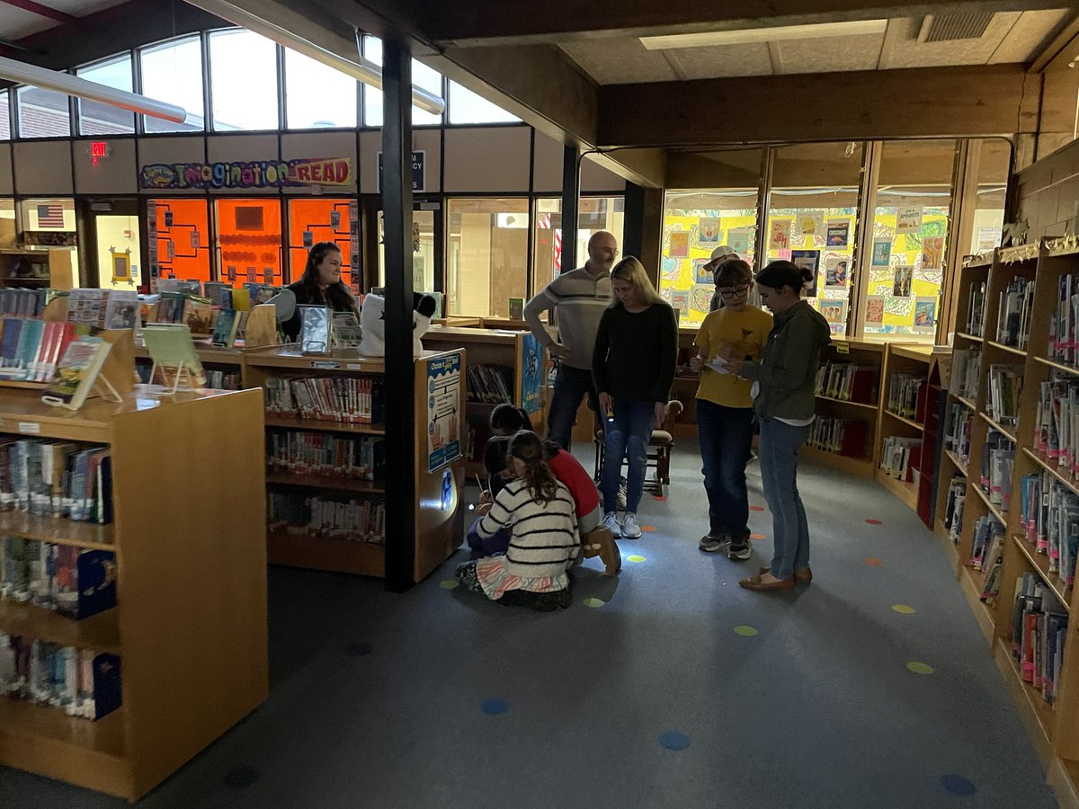 Helen Weiss tweet media