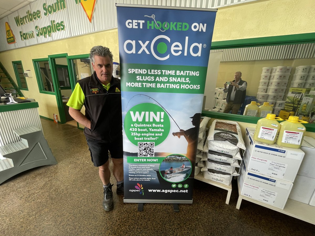 AgspecVicTas's tweet photo. One of our original #Axcela champions Jerome at Werribee South Farm Supplies trying to win one his customers a #fishing #boat! #GetHookedOnAxcela #Horticulture #agriculture #slugs #snails #longwindowbait https://t.co/moKlzFD1bT