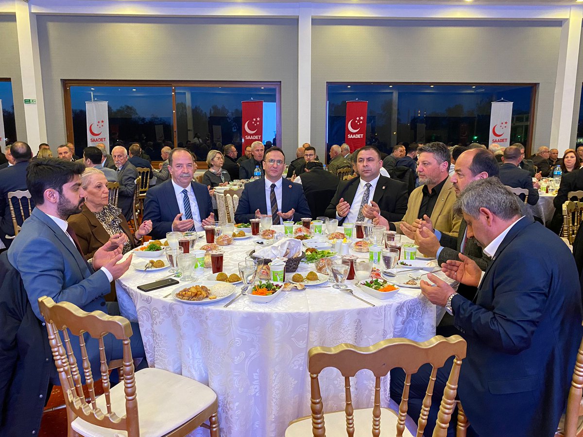 Deva Partisi Edirne İl Başkanlığı olarak Saadet Partisi'nin düzenlemiş olduğu iftar programına katıldık.