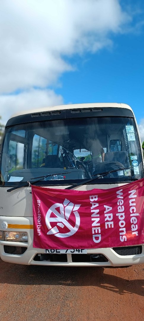 IPPNWS's tweet photo. Day 1: 45 km done. First minibeak, 75 more to go. Spirits are high!!!
#ippnwbiketour2023
#ippnwbiketourkenya2023
#bikeforban
#healththroughpeace
#ippnwkenyacongress
#ippnwkenyacongress2023
#breakthechain
#disarmament
#climatecrisis
#cyclingforpeace https://t.co/4eCfgp3q3t