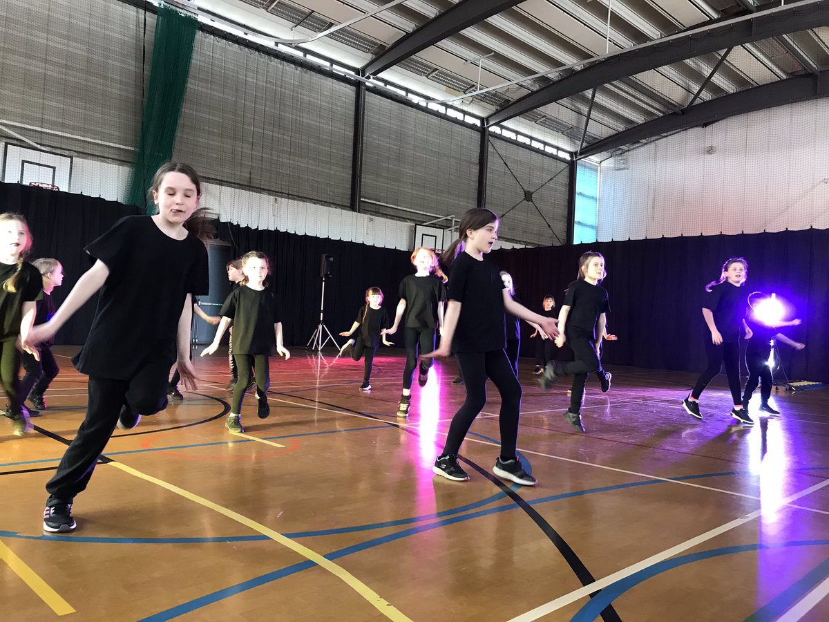 RusperPrimary's tweet photo. Wow! The RPS dancers rocked the Horsham Primary Dance Festival. Lovely to see confidence blossom. You all made us proud. Thank you to all involved especially Maxine, our dance teacher. https://t.co/VHqPlxYgyt