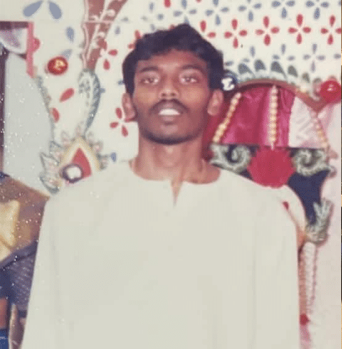GrahamPerrettMP's tweet photo. Penalty I need your help to prevent the execution of Tangaraju Suppiah at Changi Prison this Wednesday afternoon. Please raise your concerns directly via:
(1) Singapore High Commission - Canberra;
a. email singhc_cbr@mfa.sg
b. 02 6271 2000
(2) Singapore Gov @govsingapore https://t.co/f3oECo4viX