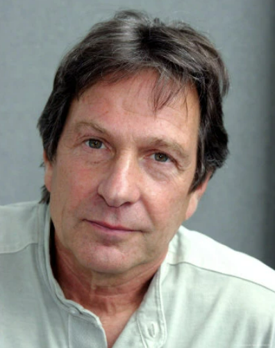 Happy 78th birthday to Michael Brandon!  (No rude comments on him please, thank you.) 