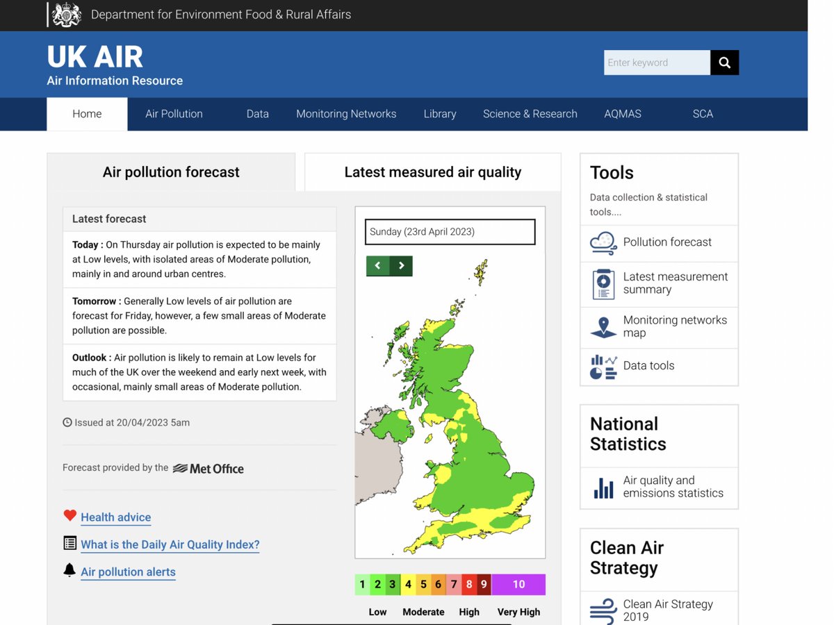 CleanAirLondon's tweet photo. OFFICIAL: #CodeYellow MODERATE #AirPollution currently expected by @DefraGovUK @metoffice for @LondonMarathon #LondonMarathon. Organisers might consider our 10 point #PollutionProtocol for endurance events https://t.co/mOqKa2inOn. ***This is not a drill*** #WeRunTogether https://t.co/eazGSmJkIN