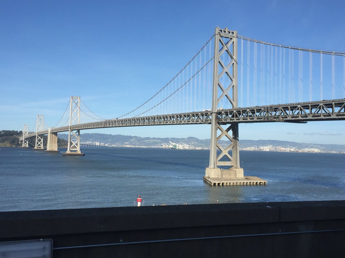 ChrisLevinson's tweet photo. Throwback Thursday - This Is A Picture I Took While Visiting Google A Few Years Ago - The Picture Is From Google's Private Balcony On The 7th Floor Of Their Office In San Francisco, Spear Street - What An Amazing View!! 😎 

#Google  #TBT  #ThrowbackThursday  #InvitedGuest https://t.co/7bdTongZWd