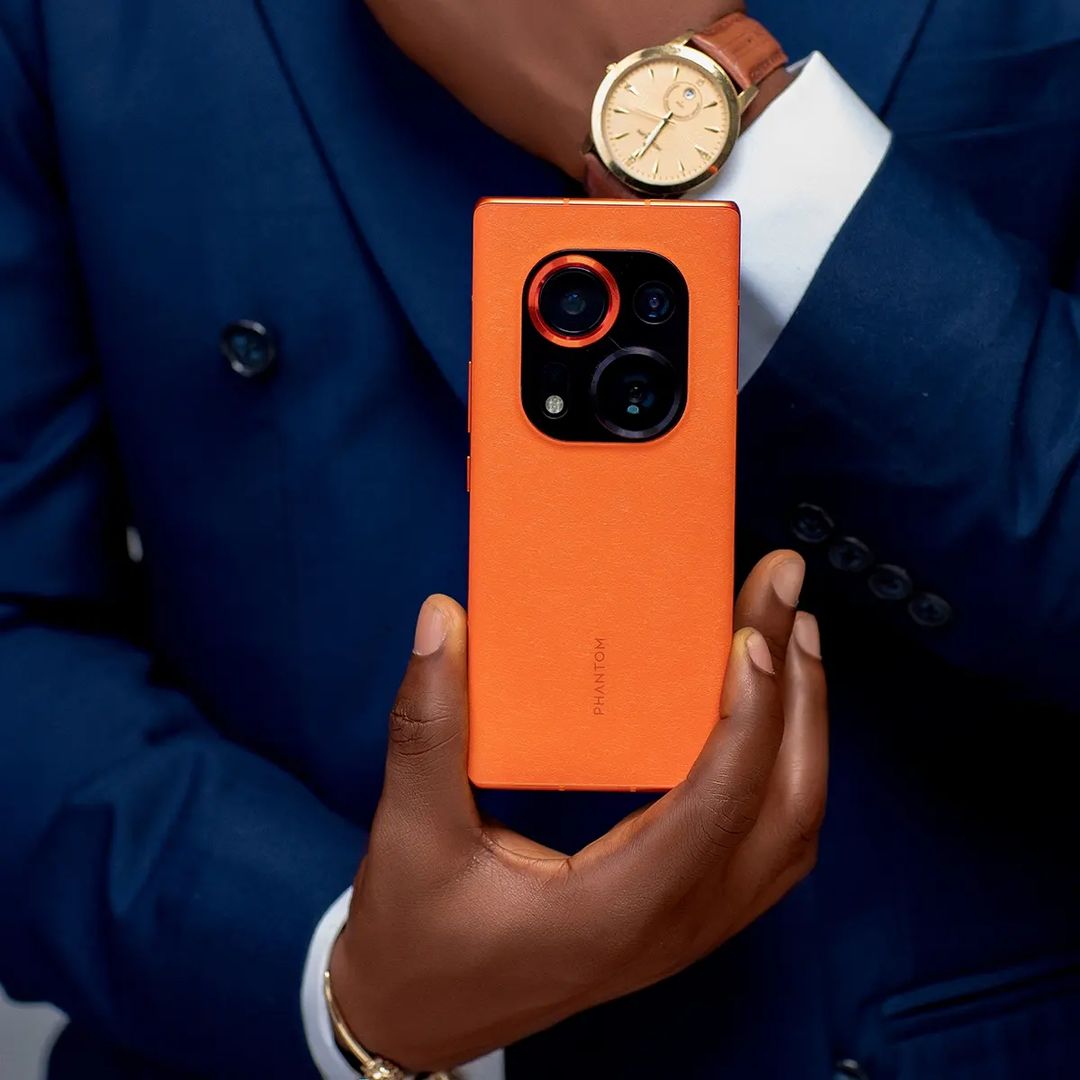 TecnomobileTZ's tweet photo. Ikiwa unamiliki #PHANTOMX2 marafiki zako watakupa jina au cheo gani? 😎
Kwa mfano, sisi tungekuita: Bosi kubwa🕴️‍♂️
Taja majina mengine washkaji zako wangekuita!

Fahamu zaidi kuhusu PHANTOM X2: https://t.co/X09RjUclpE
#PHANTOMX2Series I #StopAtNothing https://t.co/Z7AH5eHxnC
