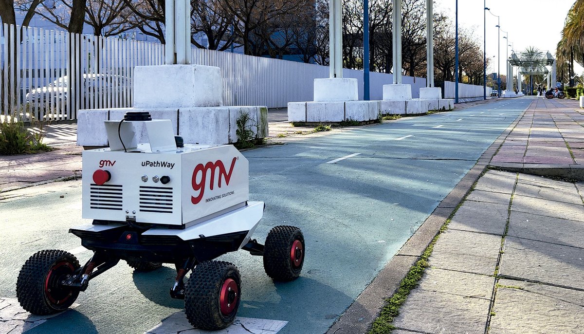 infoGMV_es's tweet photo. Presentamos #uPathWay como la #PlataformaCloud de circulación en exteriores definitiva, capaz de llevar a cabo la navegación de robots móviles en cualquier entorno con el único requisito de que exista cobertura LTE: https://t.co/HvyZ0ThxEX
#CloudRobotics #OutdoorRobotics https://t.co/OWHRyc8d9h