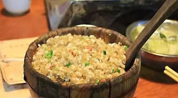 DiscoverGuizhou's tweet photo. #Weining Baba is a kind of special snack which has soft surface and crispy bottom, with a full filling and an appealing aroma.Obviously, a bowl of buckwheat rice is served with a plate of Weining Baba, which is nutritious and delicious.#Bijie https://t.co/YAmkxHMLHk