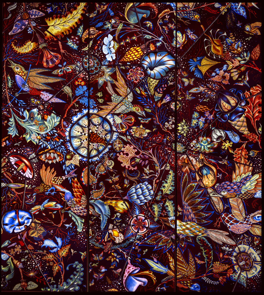 WomensArtForAll's tweet photo. Judith #Schaechter (.@JudithSchaechter) #WomenArtists #ArtByWomen #WomensArt •Wildlife• (glass) https://t.co/GaMBWA3oCm