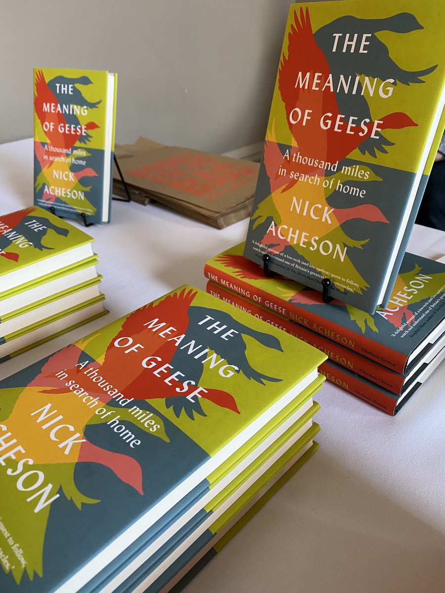 A very jolly evening with @themarshtit and <a href="/B_Strawbridge/">Brigit Strawbridge</a> with <a href="/chelseagreen/">Chelsea Green Publishing</a> at <a href="/GrosvenorDorset/">The Grosvenor Arms</a> chatting all things goose. And whiffling. And a surprising amount of chocolate-based colour descriptions! #authorevent #booktwt