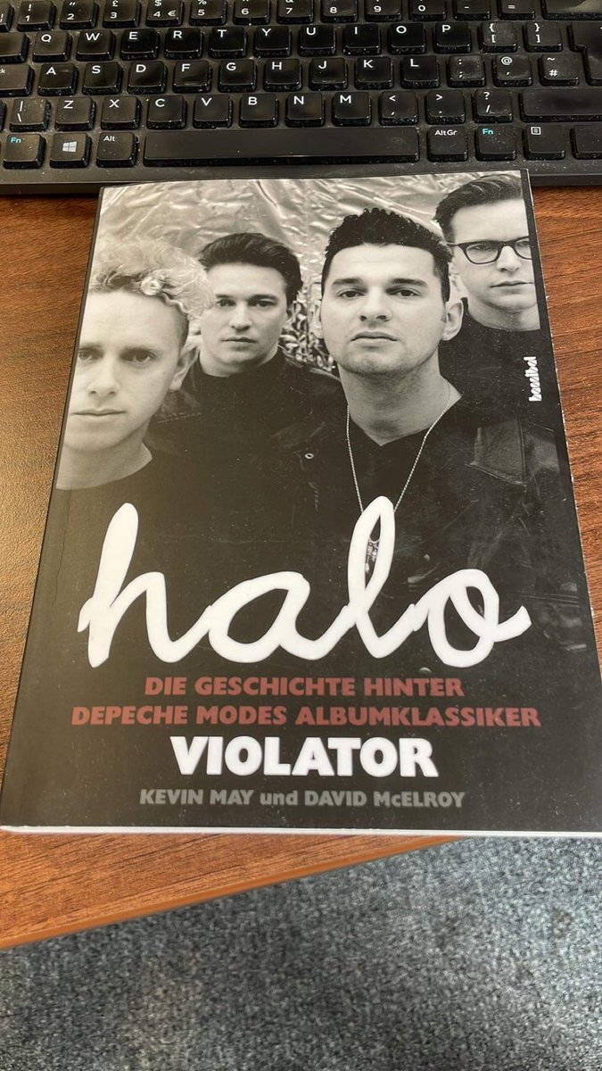 Davïd (@davidjmcelroy) on Twitter photo Out today! The German language edition of <a href="/HALOBook/">HALO Book</a> #DepecheMode Out today! The German language edition of <a href="/HALOBook/">HALO Book</a> #DepecheMode