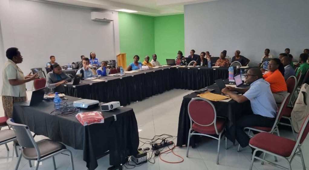 OnusidaHaiti's tweet photo. @OnusidaHaiti participation à  la Table Sectorielle Santé et Atelier de partage du Plan Départemental Intégré (PDI) de la Direction Sanitaire du Sud 🇭🇹. #EndAIDS @MsppOfficiel @MCFDFhaiti #SSIAF @OPSOMSHaiti @UNFPAHaiti @AmbCanHaiti @UNICEFHaiti @OnusidaLatina https://t.co/hYNJUe467B