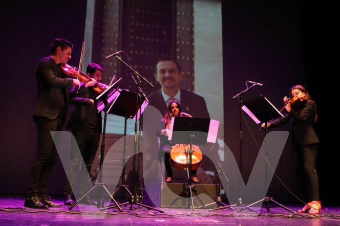 Convocado el III Premio Nacional de Poesía Ciudad de Lucena ‘Lara Cantizani’ 
buff.ly/3H0Shx8