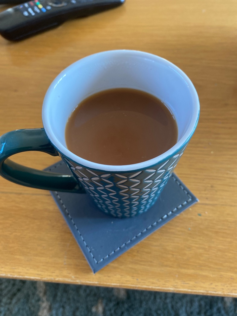 TCEmmaSavage's tweet photo. Morning everyone 😊 There is only one way to make tea. And its my way 😉😂 #builderstea https://t.co/NQNkvOrVfg