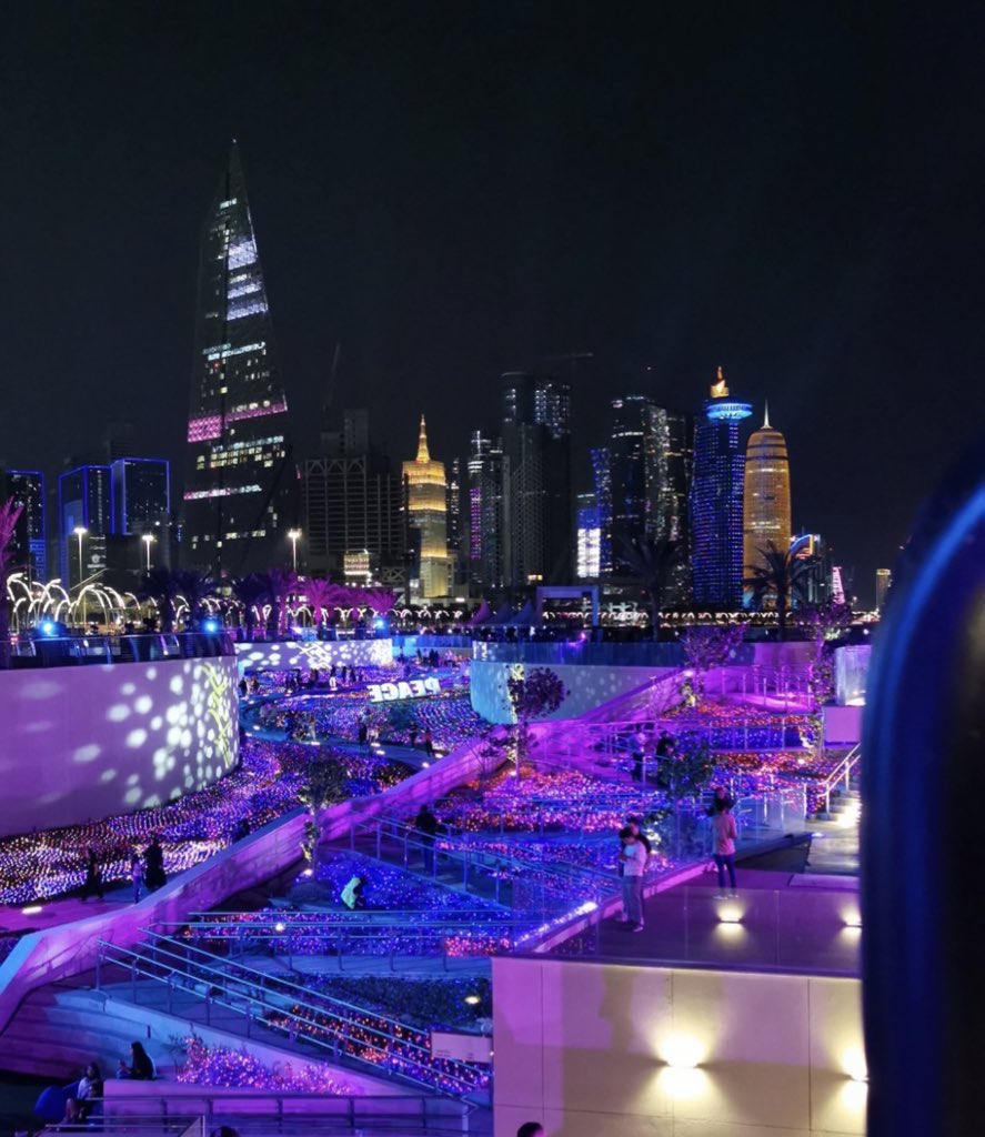 farha_shaikha's tweet photo. #Doha's  Beautiful and Amazing #RamadanLightsFestival kicks off with a daily lights show during the month of Ramadan❤️

#DohaLights2023 #RamadanInDoha #CornicheLightFestival #ThisisQatar https://t.co/hIoG694OOM