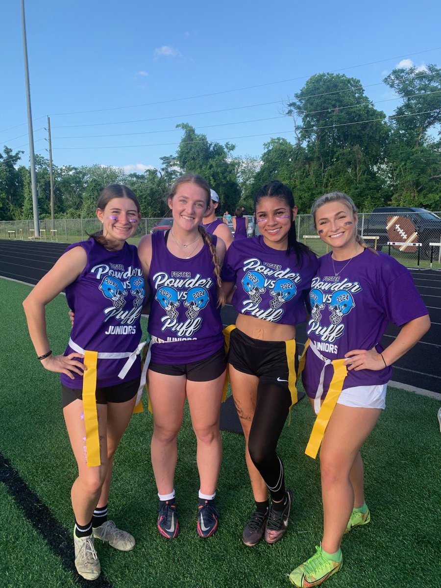 FosterSoccer's tweet photo. These junior soccer studs got the victory over the seniors in this evening’s Powder Puff game!💪🏼💪🏼 https://t.co/aiUCMzsWii