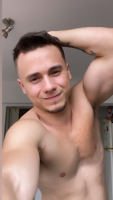 Oi 👋 https://t.co/u3xZKyeC6h<a href="/tag/novafotodoperfil"class="tags"><span>#novafotodoperfil</span></a>