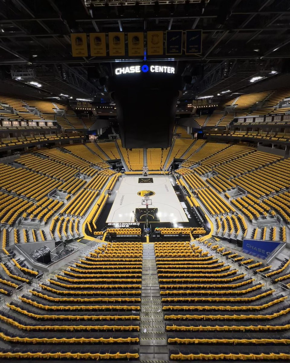 WarriorsMuse's tweet photo. #DubNation, to anyone catching the game tomorrow… WEAR THE SHIRTS!

Nothing better than a sea of gold. https://t.co/fskop7CLbc