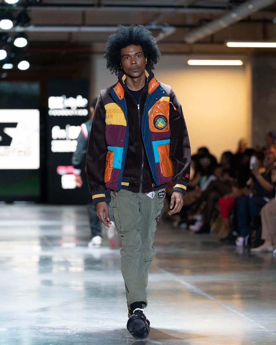PrinceNegasi's tweet photo. Walked For @Starter  Clothing 

Celebrating “50 Years Of Hip Hop Fashion”

BKFW23 

@FashionWeekBK 

Agent: Fetch Model Management

Lovely Experience 

Follow Me on Instagram @PrinceNegasi 

#fwbk #nyfw #fashionweek #brooklynfashionweek #fetchmodels https://t.co/PSvKuVJT5V