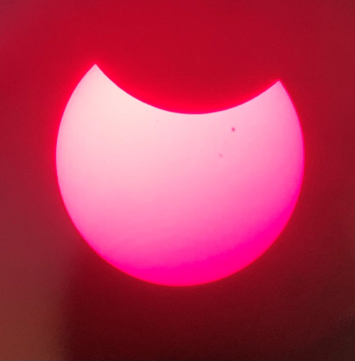 Curtin Media (@curtinmedia) on Twitter photo It’s now minutes away! 🌒 Check out this snap from our very own Professor <a href="/JohnstonHollitt/">Prof. Melanie J-H</a> of the partial solar eclipse taken from Exmouth, WA moments ago! Isn’t it incredible?
#CurtinUniversity #CurtinResearch It’s now minutes away! 🌒 Check out this snap from our very own Professor <a href="/JohnstonHollitt/">Prof. Melanie J-H</a> of the partial solar eclipse taken from Exmouth, WA moments ago! Isn’t it incredible?
#CurtinUniversity #CurtinResearch