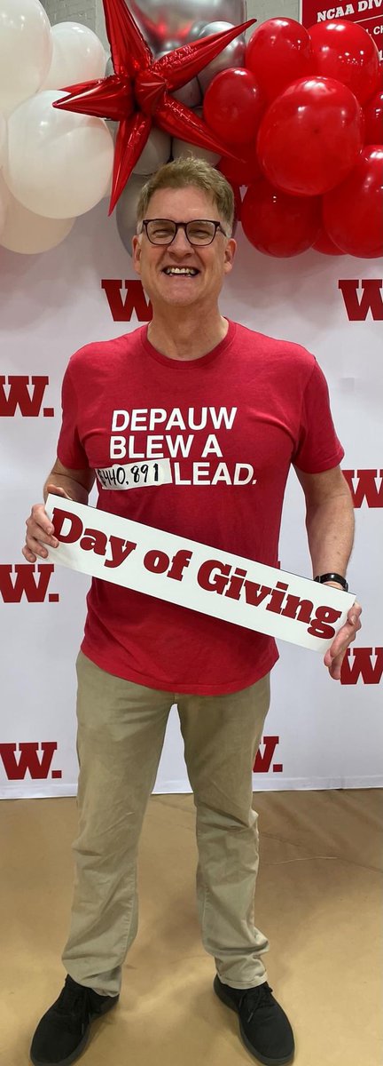 HughVandivier's tweet photo. DEPAUW BLEW A $440,891 LEAD.
Thatโs the total from their Day of Giving in November. We beat that by 11am! #AlwaysWabash @obvious_shirts https://t.co/vlc1m5oooY