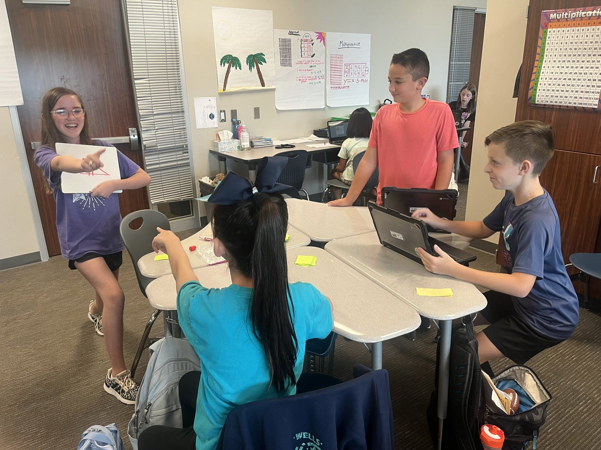 Ready, Set, Draw!✍️💭🔢 Math Pictionary was a hit! 🙂#rockinreview <a href="/CFISDWells/">Wells Elementary</a>