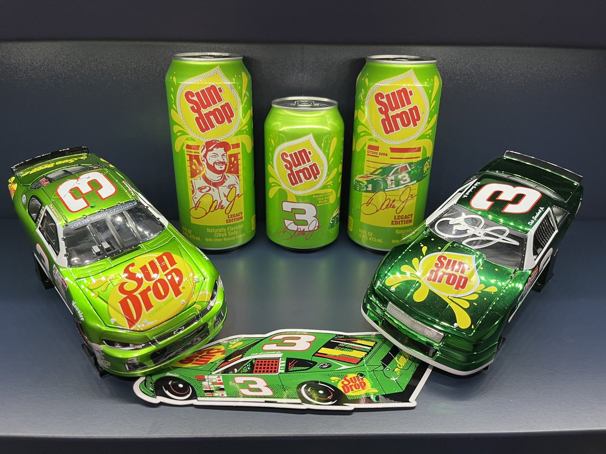Tubby217's tweet photo. Our @DaleJr @SunDrop merch arrived today from @JRMotorsports!!! Makes for a solid display from our trip to @NWBSpeedway revival last year!! That LC from @diecast_b &amp; @Lionel_Racing is 👌. Finishing evening off with some @HighRockVodka!! #supportsponsors https://t.co/14JPh9BqqK