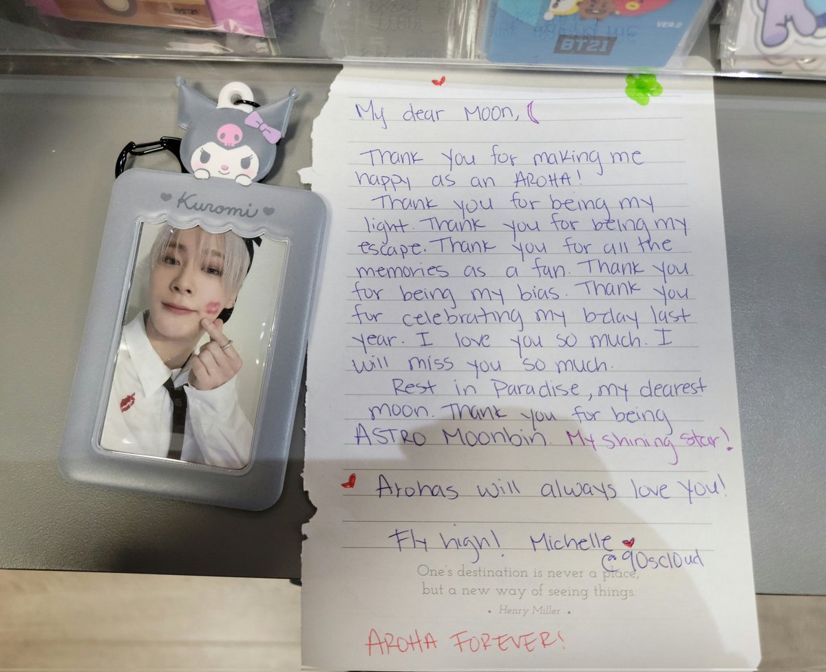 dailydoseofmoon's tweet photo. Moonbin's memorial in Los Angeles @ Choice Music. 

#MOONBIN | #문빈 https://t.co/yLk6rBD1bc