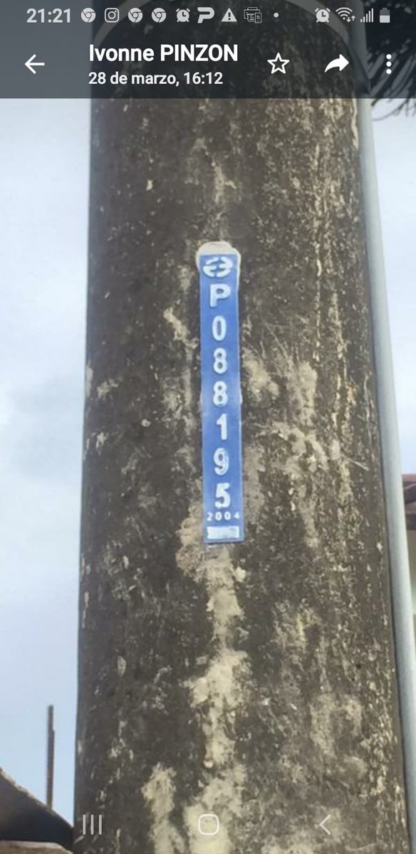 GabyNavarrete's tweet photo. @CNEL_EP @servicioscnelep ATENCIÓN SE LLEVA PIDIENDO HACE MESES QUE ARREGLEN UN POSTE DE ALUMBRADO PÚBLICO Y NO SE RECIBE NINGÚN TIPO DE ATENCIÓN. 
Ubicado en Acuarela del río. Por favor atender el requerimiento. https://t.co/oqBI7lzJ8E