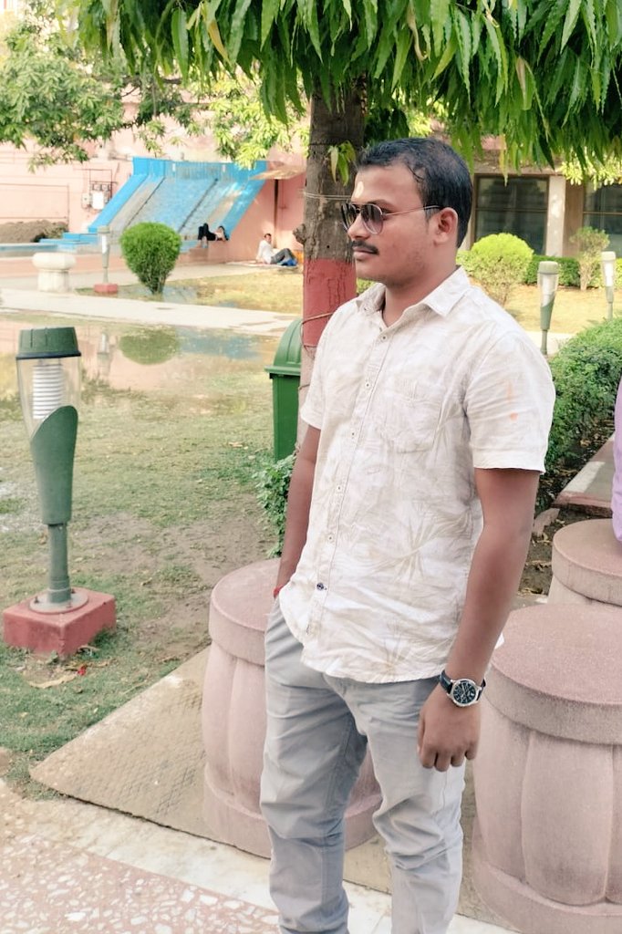 AdvSandeepUP54's tweet photo. #काशी 
#BHU
#Advocate https://t.co/NaJT4P37op