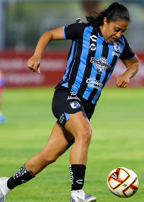 #JES 

<a href="/Dani_sv9/">Daniela Sánchez</a> aporto velocidad y desborde a su escuadra a través de jugadas en las cuales siempre busco estar generando peligro, cerca del final en un contragolpe estuvo muy cerca de generar la jugada del segundo gol de su escuadra.

📷 <a href="/GallosFemenil/">Querétaro Femenil 🐓</a>