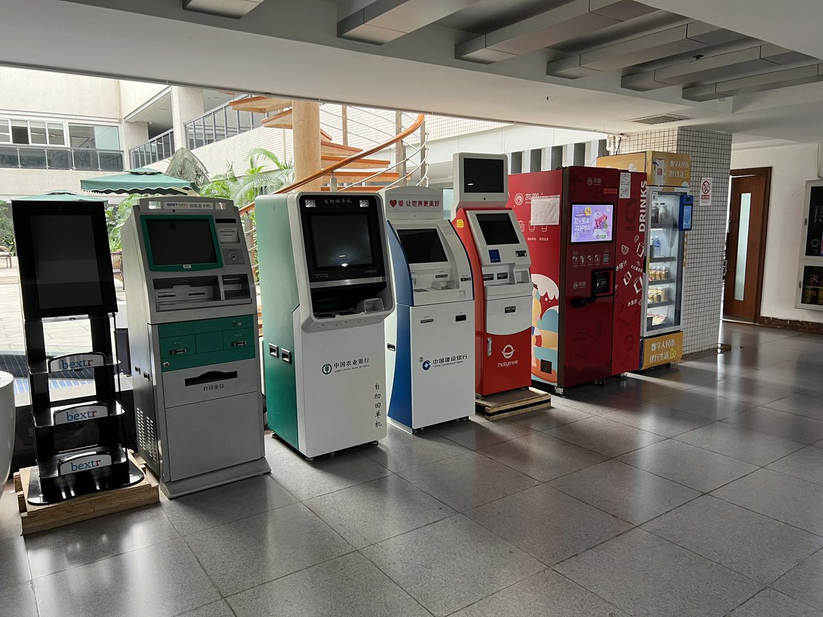 imjerryyang's tweet photo. Visiting one of largest finical products and solution providers, a public listed company SZZT in Shenzhen. 2000+ employees, OEM for global customers. Happy to make an intro if you are interested in their products. https://t.co/Z1CCVnGhdV