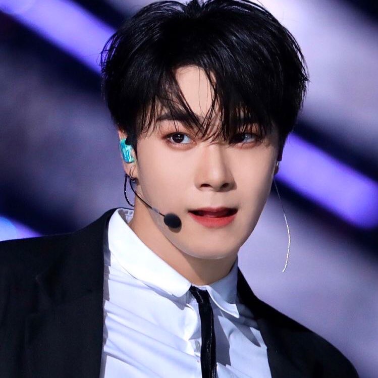 Fiber_reporter's tweet photo. ข่าวเศร้าวงการ K-Pop “มุนบิน ASTRO” เสียชีวิตที่บ้านพักในกรุงโซล

อ่านต่อ : https://t.co/5FOgtUVBZT

#มุนบิน #MOONBIN #ASTRO #kpop #fibernews #fiberentertainment #fiberproduction https://t.co/4SeHjAJmRG