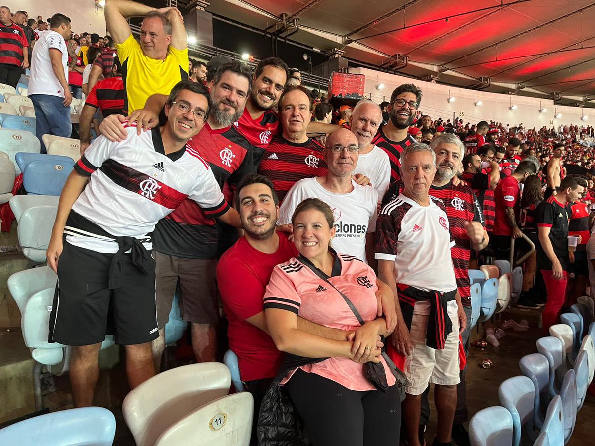 FlaClones's tweet photo. 2 X 0 apesar do jogo fraco a vitória foi importante #Flamengo #flaclones https://t.co/bkNwJPXIId