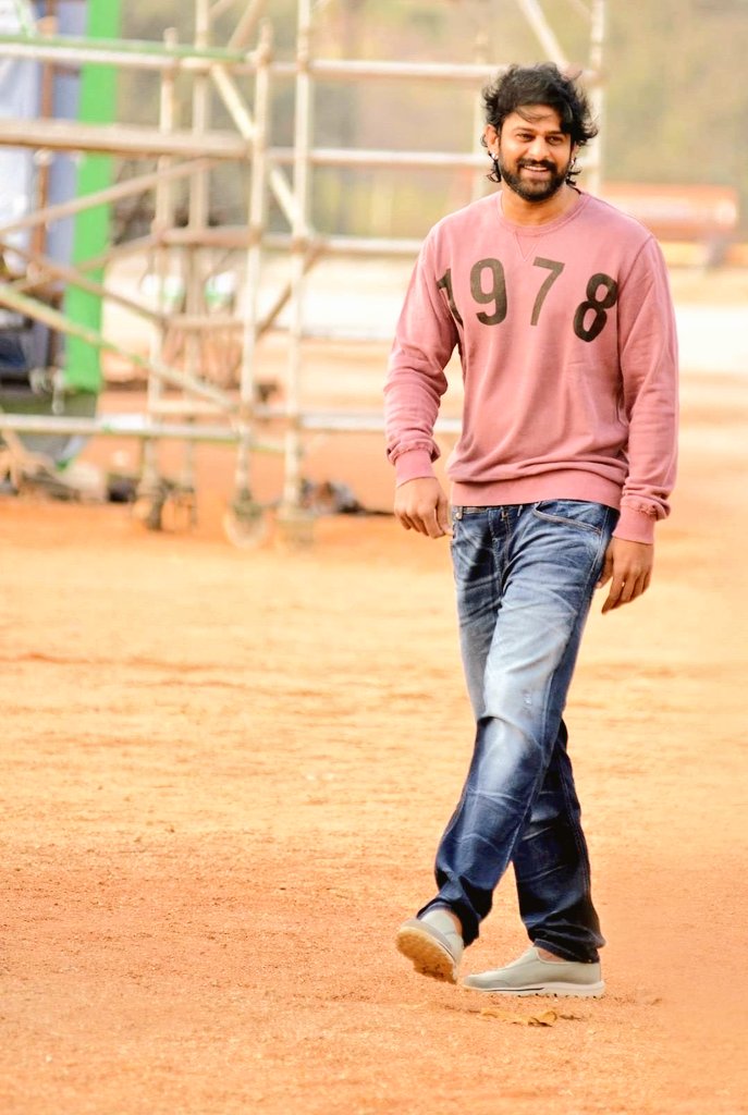 PrabhasStreaks's tweet photo. #PRABHAS, the Only Hero who never cares about his Records and Stardom🔥❤️ https://t.co/7s61ScqF46