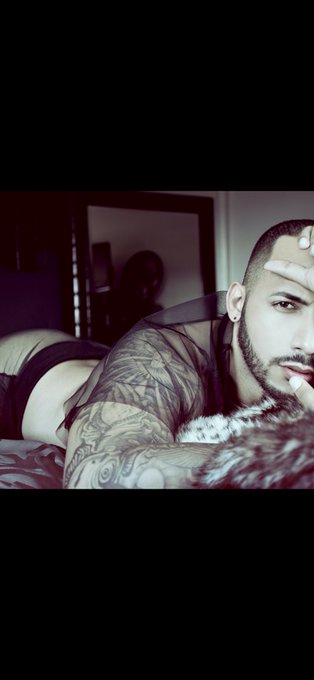 Is it still #humpday ?😌🐪 https://t.co/sHdo2VCtLp<a href="/tag/humpday"class="tags">#humpday</a>