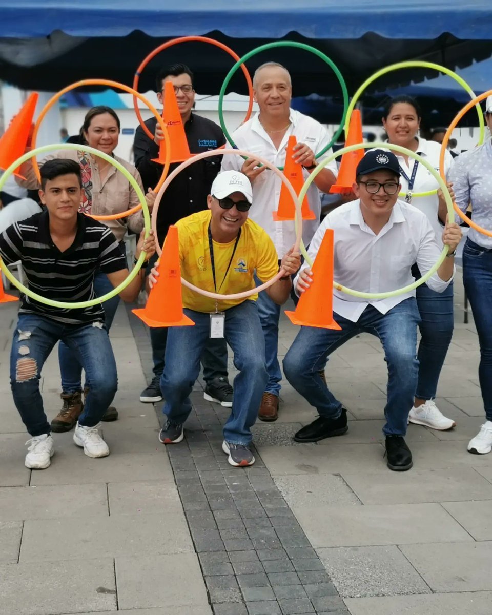 TCnelMariotobar's tweet photo. ¡Primera Cabina Móvil de Juventud en La Libertad! 🧍‍♂️🧍‍♀️

Nuestro Alcalde Jose Mario Tobar   y los alumnos del Instituto Nacional de Teotepeque (INTEO) compartieron en una mañana llena de energía, información, y motivación, juntos con más jovenes de diferentes instituciónes https://t.co/0UG0UAxb93