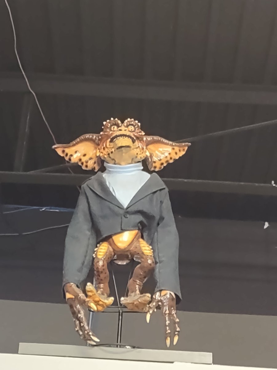 <a href="/rubytombsday/">Ruby Tombsday (She/Her)🏳️‍⚧️</a> the Gremlin at <a href="/BlackLodgeNow/">BlackLodgeNow</a>.