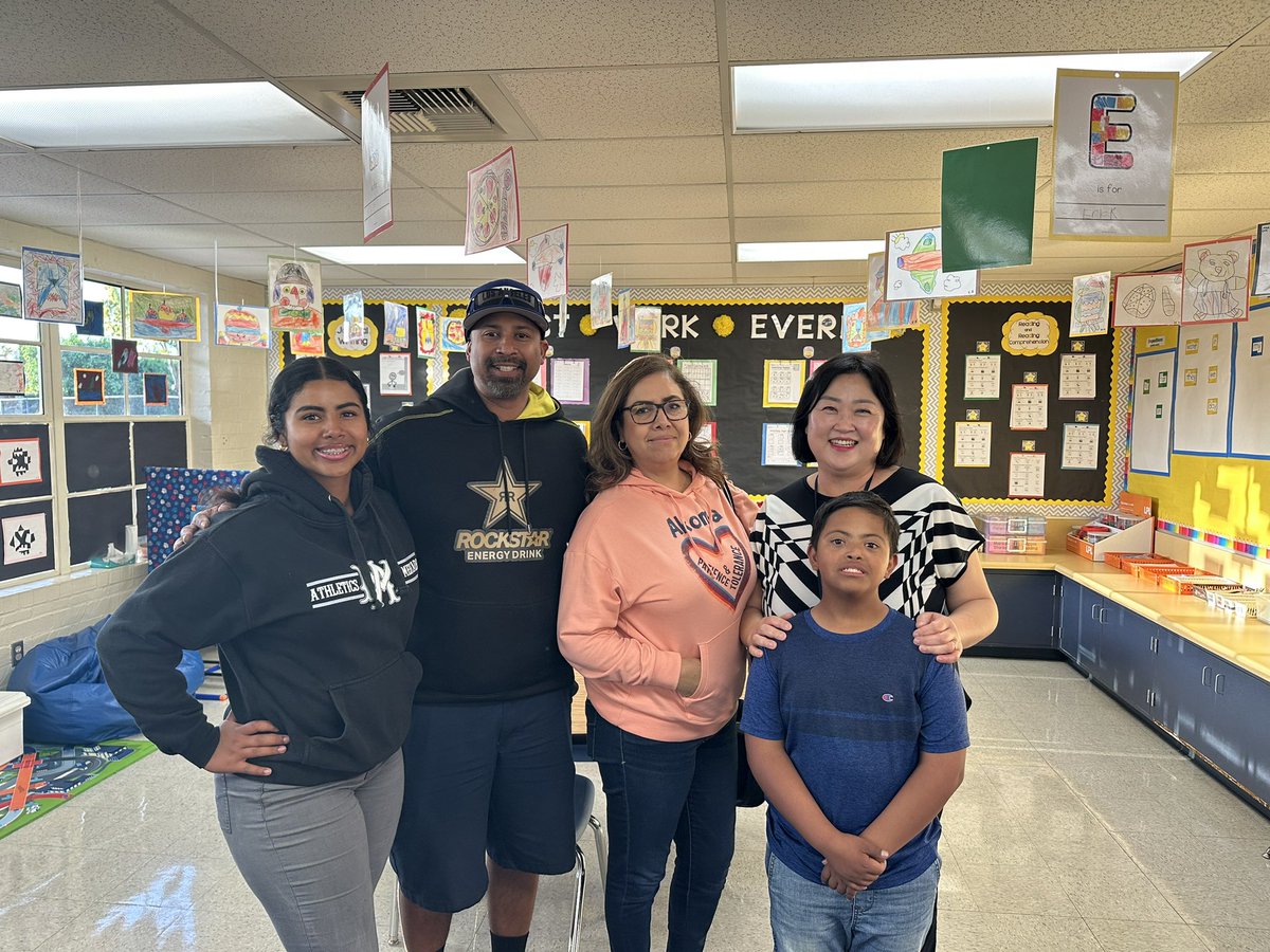 CaliforniaWCUSD's tweet photo. Open House 2023! 📚✏️ Thank you families for sharing this amazing night with us! https://t.co/10JDlu29FN