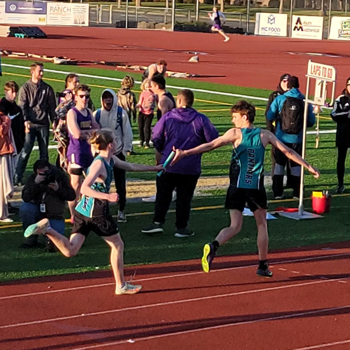 Deko_Gurl's tweet photo. @NathanKorth competing in the @SumnerBLSchools #trackmeet
#TripleJump #1600m #800m #relayrace #410athlete #classof2024 https://t.co/8NDSRqNROg
