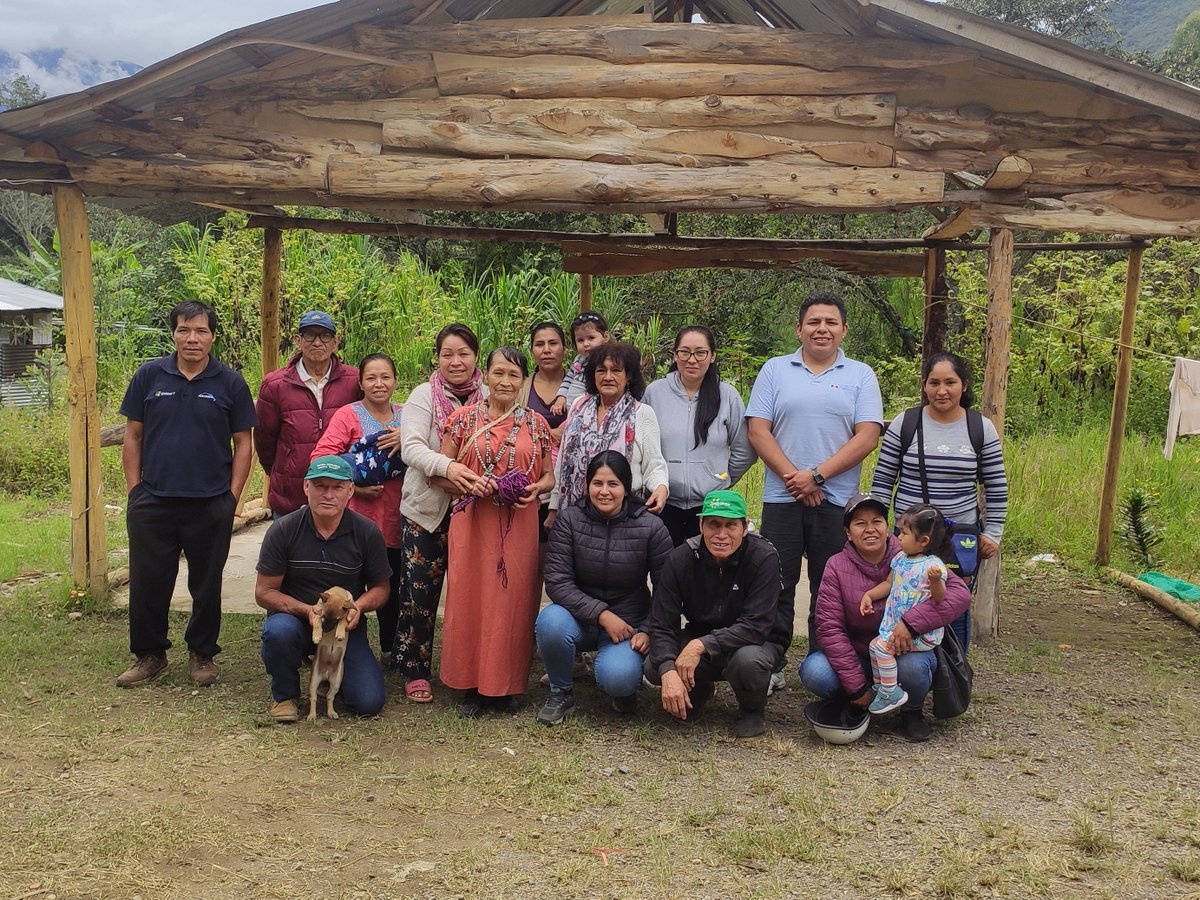 bioayoficial's tweet image. CHONTABAMBA | 📷Proyecto Amazonia UNESCO - LVMH

La Cooperativa Agraria y Servicios Bioagrocultura Yánesha - Tsachopen se beneficiarán de un módulo de secado solar para las cadenas de valor de café.

Esta actividad viene siendo posible gracias a la ejecución del #ProyectoAmazonía