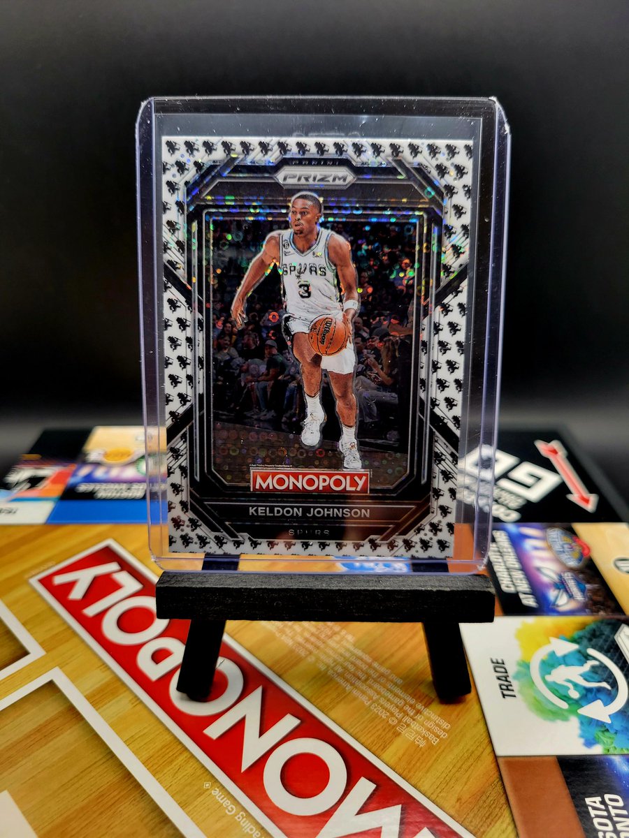 ac_ledesma's tweet photo. Keldon Monopoly Prizm Running Mr. Monopoly SP (predicted print run to 50)
$20
__________________________________
🚨🚨Stack Rules and Shipping Pinned🚨🚨
#CardboardCrackStack @sports_sell https://t.co/85pC2zb1ys