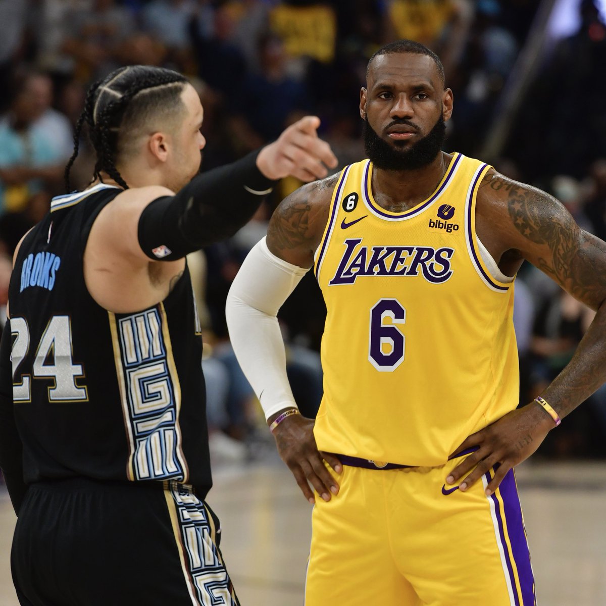 ClutchPage's tweet photo. Dillon Brooks: "Umrumda değil. O çok yaşlı. Miami veya Cleveland zamanındaki LeBron James daha dişime göreydi." https://t.co/kJwi67geJr