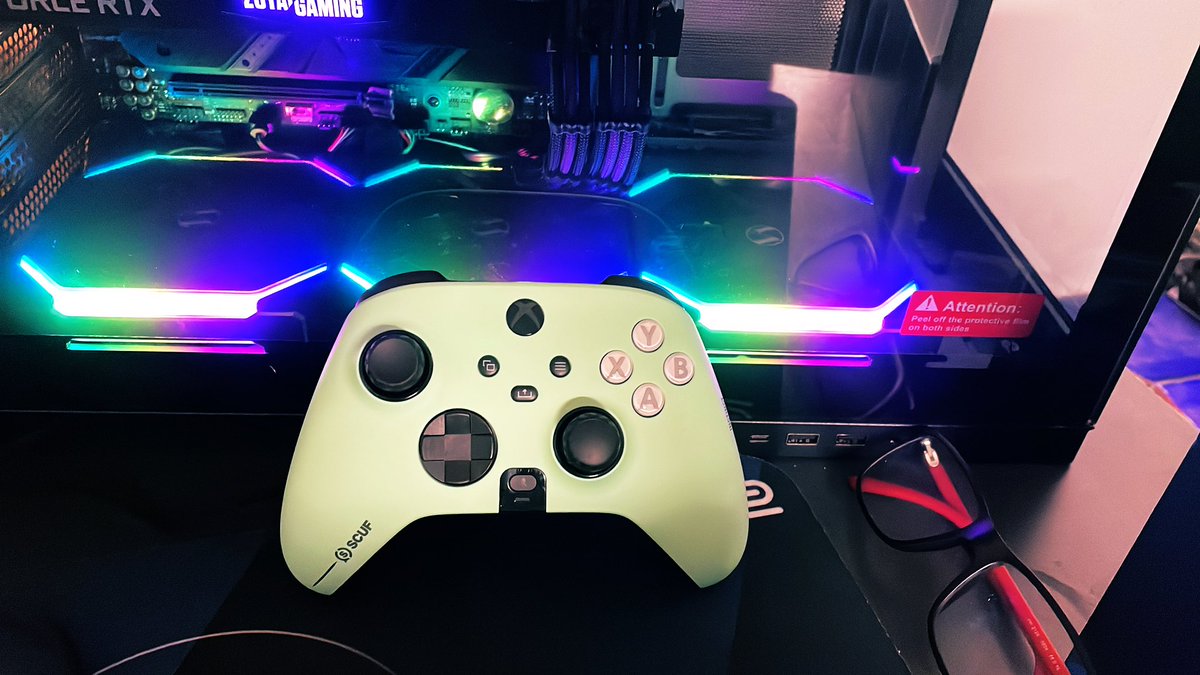 kriskoo17's tweet photo. @SCUFGermany Kann ich auch nur hinzufügen 🥰 https://t.co/tpD9vVLqiN