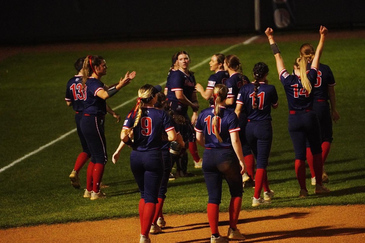 Proud owners of the boulevard‼️🐻

#ItsBruinTime
