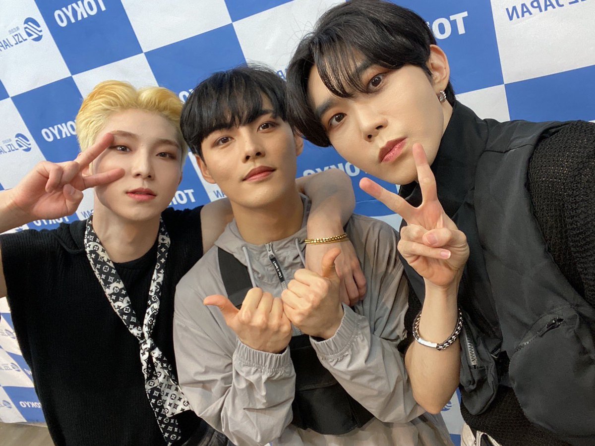 FCLIVE_official's tweet photo. ˚*.꒰🎞 #LAM LIVE TOUR in JAPAN 🎞꒱.*˚

🤍4/20(木) は❶17時❷20:30-開演🤍
💚当日券あり
📍新宿K-SQUARE3F

#ライクアムービー の魅力は会場で直接チェック👀💞
初めての方は無料でお楽しみ頂けます🔰

🔗 ⇢ https://t.co/jGN7mV6rIm

#영화처럼 #LIKEAMOVIE #新大久保 #KPOP https://t.co/G0KxjMKOHy