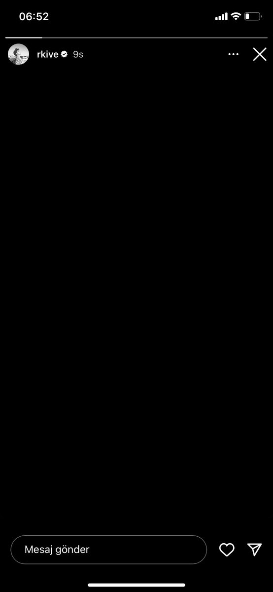 Namjoon neden siyah ekran attı bilen var mı?