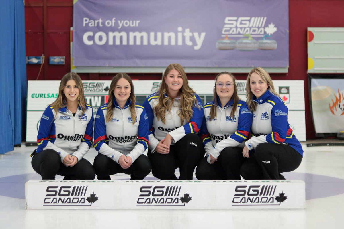 botwcurling's tweet photo. 💙🗻 Team British Columbia🗻🤍

#BOTW2023 | @CurlBC https://t.co/YW6vgovPer