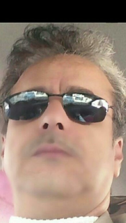 من من صنعا فاضيه وتطلب. كم تريد