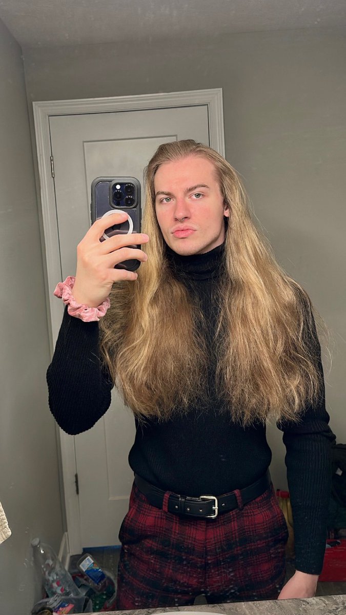 discount thor tweet media